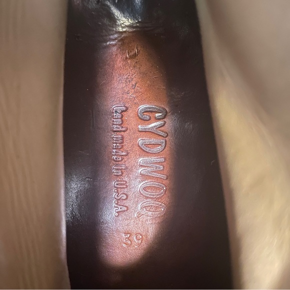 Handmade Cydwoq boots, red and brown sz 39 8.5 - Picture 8 of 8